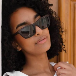 Aarni Fay Aurinkolasit, Eebenpuu