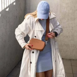 Aarni Olkalaukku, Konjakki