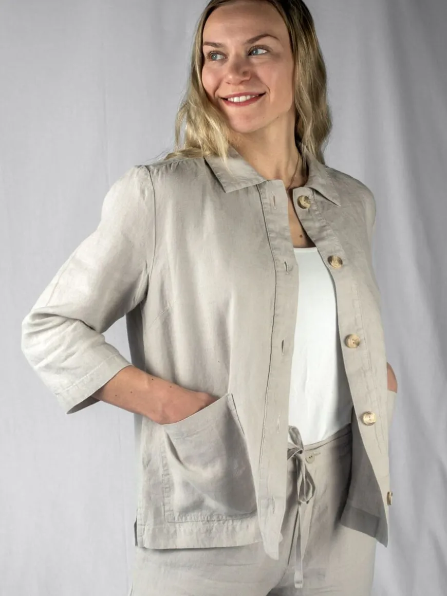 Cuosi Elsa Pellavajakku, Hiekka