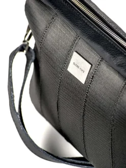 Globe Hope Kaste Laukku, Musta