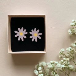 Helle Kakkara Nappikorvakorut