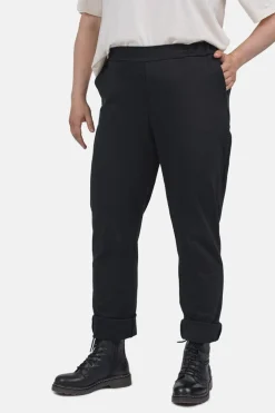 Hujaus Skarppi Housut, Musta