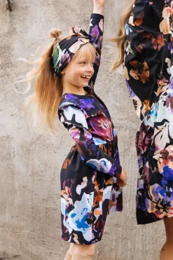 Kaiko Huivi, Black Anemone