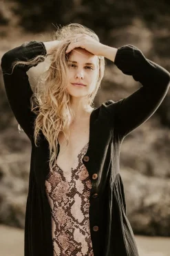 Kaiko Nappimekko, Musta