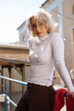 Kaiko Rollneck Paita, Valkoinen