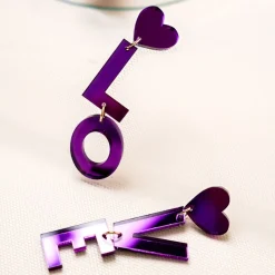 Love Nappikorvakorut