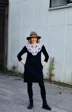 Lumoan Elise Mekko, Musta