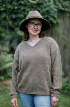 Lumoan Utu Neulepaita, Hazel