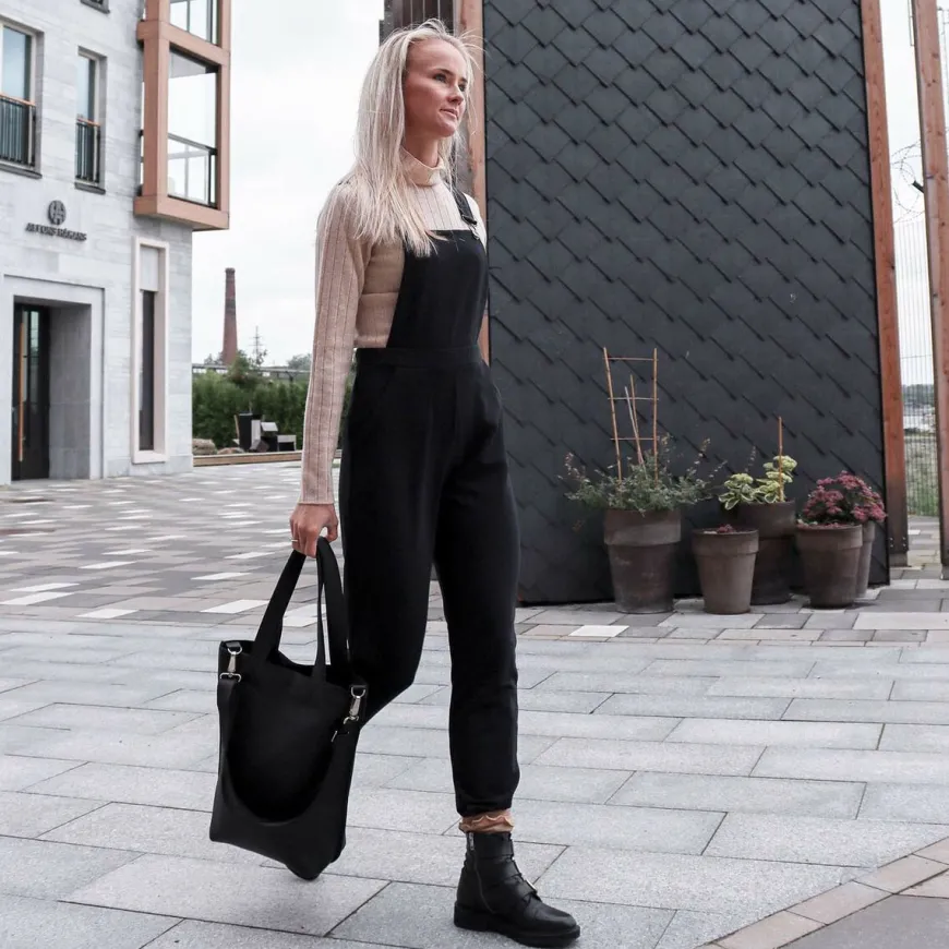 Miiko Sola Laukku, Musta