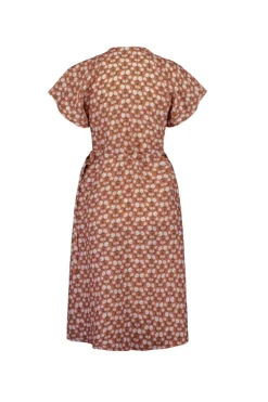 Nouki Hetki Pellavamekko, Kedolla