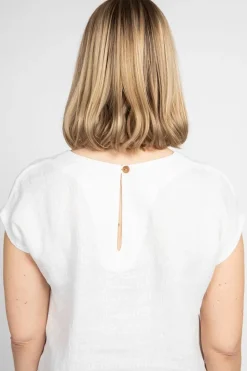 Nouki Selja Pellavapaita, Valkoinen