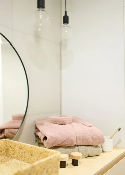 Papu Kylpytakki, Dusty Pink