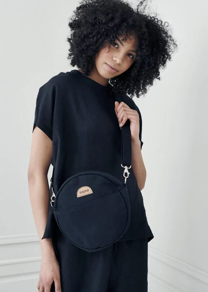 Pillerilaukku, Musta