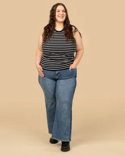 Riva Raitatoppi, Musta