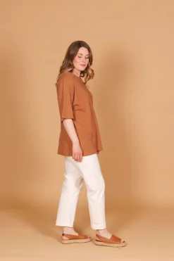 Tory T-Paita, Sinappi