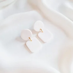 Valla Muusa Korvakorut