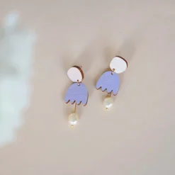 Viola Korvakorut, Lila