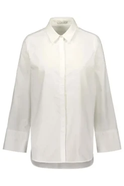 Voglia Karolina Pusero, Valkoinen