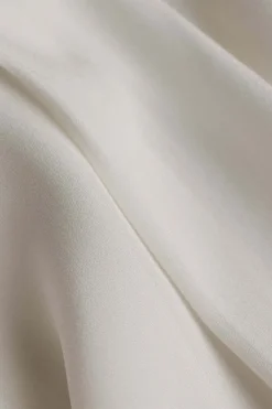 Voglia Kristina Kauluspaita, Luonnonvalkoinen